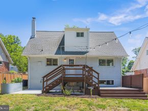 208 N Furman Street, Alexandria VA 22304