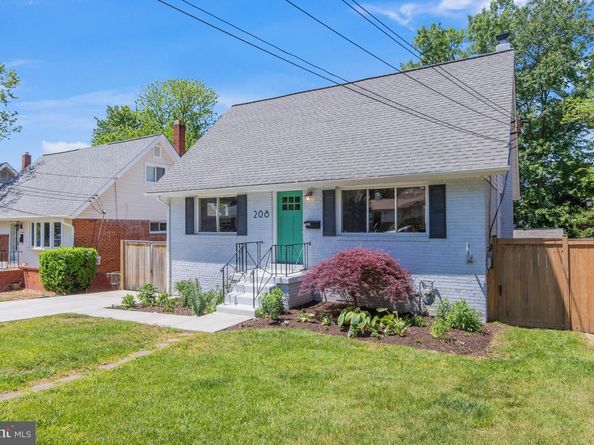 208 N Furman Street, Alexandria VA 22304