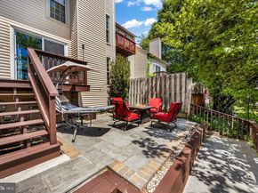 7595 Chrisland Cove, Falls Church VA 22042