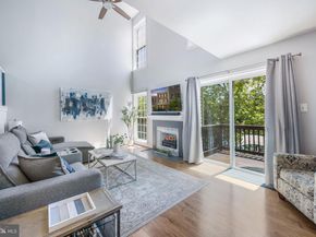 7595 Chrisland Cove, Falls Church VA 22042
