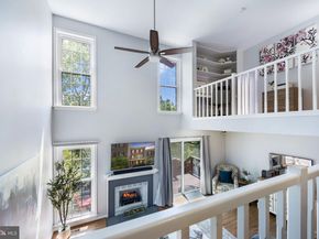 7595 Chrisland Cove, Falls Church VA 22042