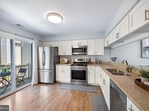 7595 Chrisland Cove, Falls Church VA 22042