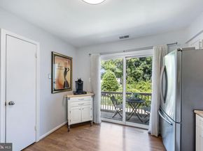 7595 Chrisland Cove, Falls Church VA 22042