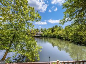 7595 Chrisland Cove, Falls Church VA 22042
