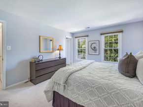 7595 Chrisland Cove, Falls Church VA 22042