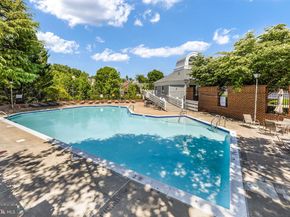 7595 Chrisland Cove, Falls Church VA 22042