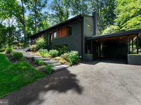 6340 Waterway Drive, Falls Church VA 22044