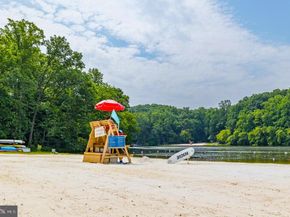 6340 Waterway Drive, Falls Church VA 22044