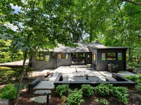 6340 Waterway Drive, Falls Church VA 22044
