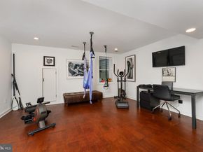 6340 Waterway Drive, Falls Church VA 22044