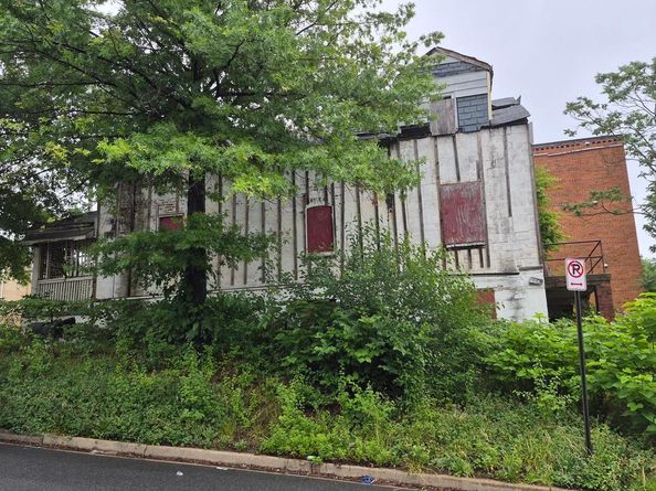 5101 F Street SE, Washington DC 20019