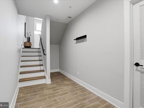 218 Fountain Street, Philadelphia PA 19128