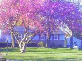 168 Ann Lane, Warminster PA 18974
