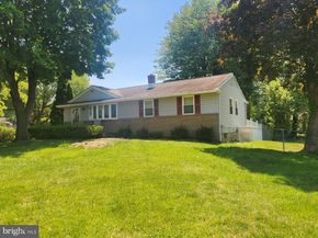 168 Ann Lane, Warminster PA 18974