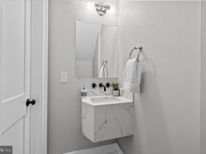 927 N Street NW ONE, Washington DC 20001