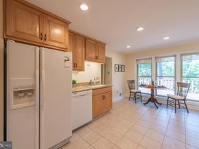 7041 Cindy Lane, Annandale VA 22003