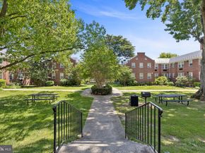 715 S Washington Street A32, Alexandria VA 22314