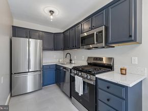 715 S Washington Street A32, Alexandria VA 22314
