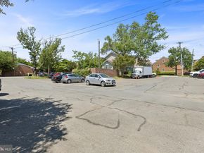 715 S Washington Street A32, Alexandria VA 22314