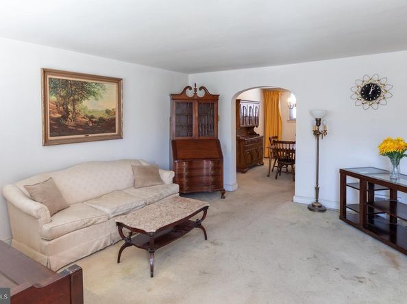 4150 Hellerman Street, Philadelphia PA 19135