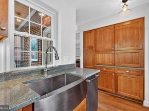 5112 26TH Road N, Arlington VA 22207