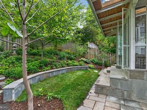 5112 26TH Road N, Arlington VA 22207
