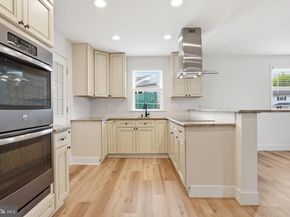 281 S Clearview Avenue, Langhorne PA 19047