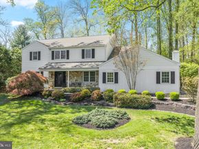 1064 Beaumont Road, Berwyn PA 19312
