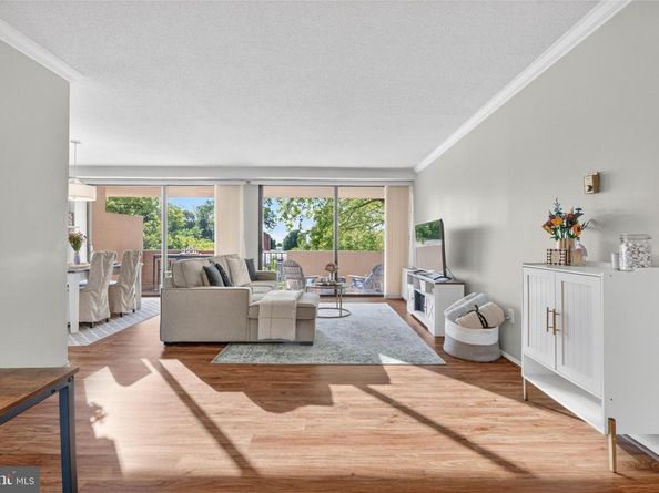 4141 N Henderson Road 302, Arlington VA 22203