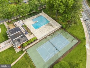 1300 Army Navy Drive 608, Arlington VA 22202