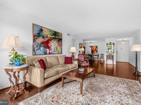 1300 Army Navy Drive 608, Arlington VA 22202