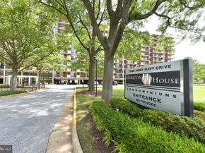 1300 Army Navy Drive 608, Arlington VA 22202