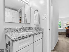 1300 Army Navy Drive 608, Arlington VA 22202