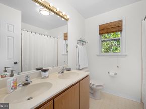 1501 Laurel Hill Road, Vienna VA 22182