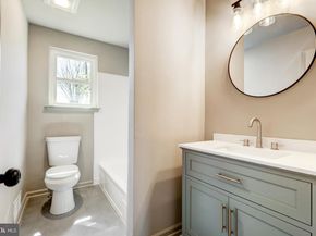 914 Longfield Road, Glenside PA 19038