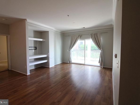 1570 Spring Gate Drive 7108, Mclean VA 22102