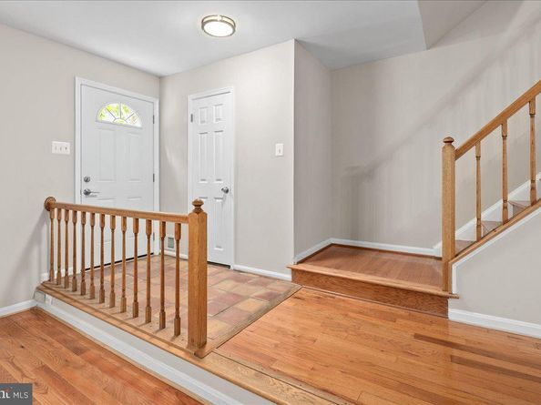 9606 Scotch Haven Drive, Vienna VA 22181