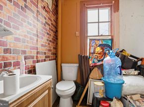 257 Cadwalader Avenue, Elkins Park PA 19027
