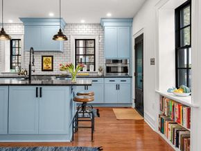 6521 Lincoln Drive, Philadelphia PA 19119