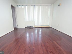 604 S Washington Square 2809, Philadelphia PA 19106