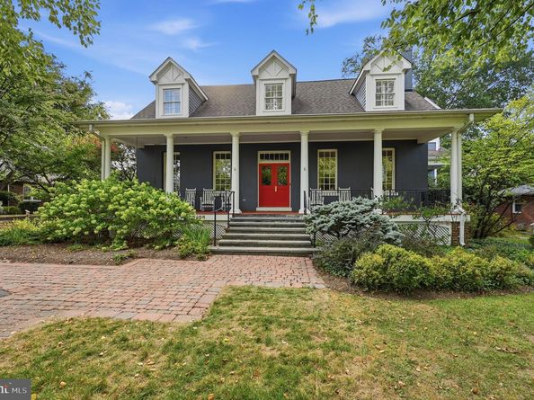 1908 S Arlington Ridge Road, Arlington VA 22202
