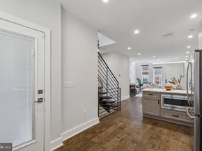 425 Watkins Street, Philadelphia PA 19148