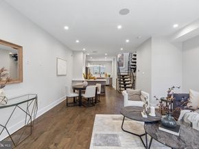 425 Watkins Street, Philadelphia PA 19148