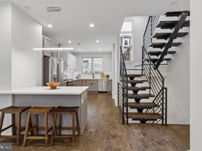 425 Watkins Street, Philadelphia PA 19148