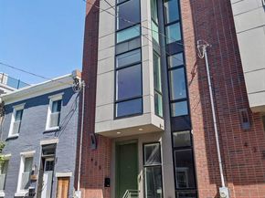 425 Watkins Street, Philadelphia PA 19148