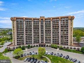 11302 Valley Forge Circle 1302, King Of Prussia PA 19406