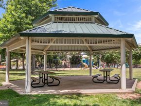 521 N Washington Street 101, Alexandria VA 22314