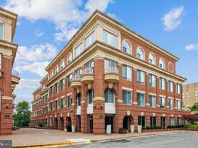 635 Slaters Lane 301, Alexandria VA 22314