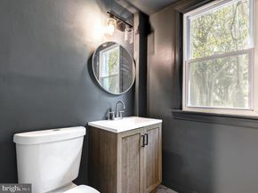 242 Shadeland Avenue, Drexel Hill PA 19026