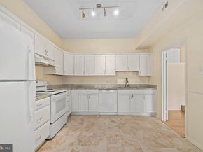 2116 Green Watch Way 10/201D, Reston VA 20191